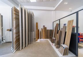 Carrelage coloré idéal pour embellir votre espace, disponible au Maroc.