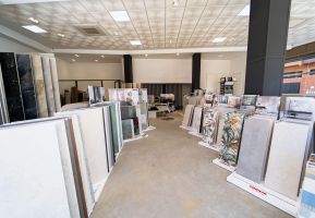 Carrelage en zellige pour salle de bain, offrant un style traditionnel marocain, disponible chez Carlito.