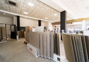 Carrelage élégant pour salle de bain, ajoutant une touche de sophistication, disponible chez Carlito au Maroc.